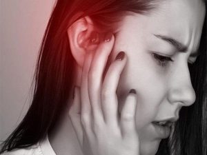 Điềm báo nóng tai lành hay dữ , hên hay xui