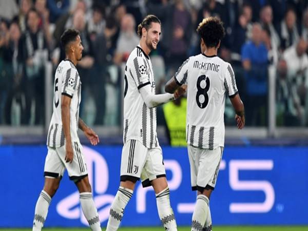 Tin bóng đá 18/11: Juventus sứt mẻ nghiêm trọng