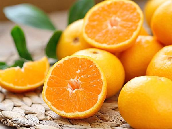 Mơ thấy quả cam có ảnh hưởng gì đến may mắn tài lộc?