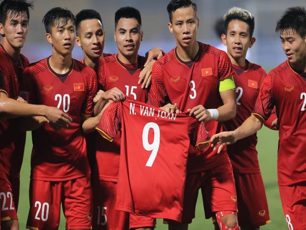 Cầu thủ mang áo số 9 của Việt Nam và dấu ấn nổi bật