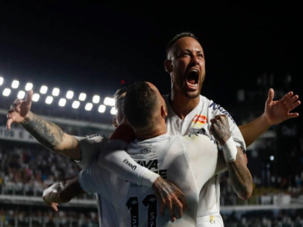 Tin BĐ: Neymar tỏa sáng sớm, nhưng Santos vẫn hòa cay đắng
